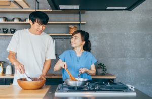 人気かけいぼ Sharerooのダウンロード法と使い方が知りたい！どんな人におすすめ？