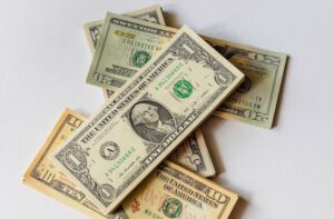 楽天銀行ローン : 申込方法と融資を受けるまでのプロセス